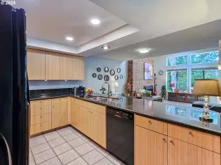 Photo #1: 619018590 Listing