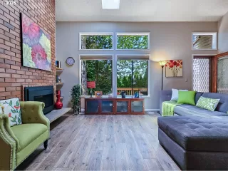 Photo #6: 619018590 Listing