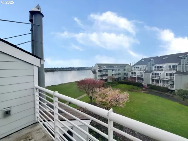 MLS: 619237196 Condo For Sale