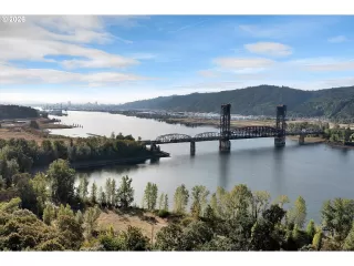 Photo #6: 619345177 Listing