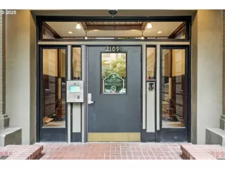 Photo #5: 620380498 Listing 