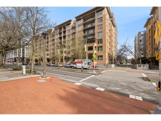 Photo #1: 620414969 Listing