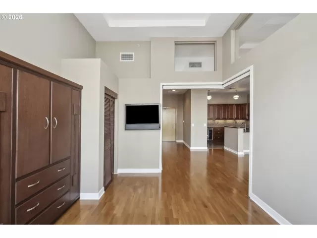 MLS: 620557196 Condo For Sale