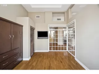 Photo #4: 620557196 Listing