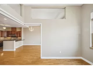 Photo #6: 620557196 Listing