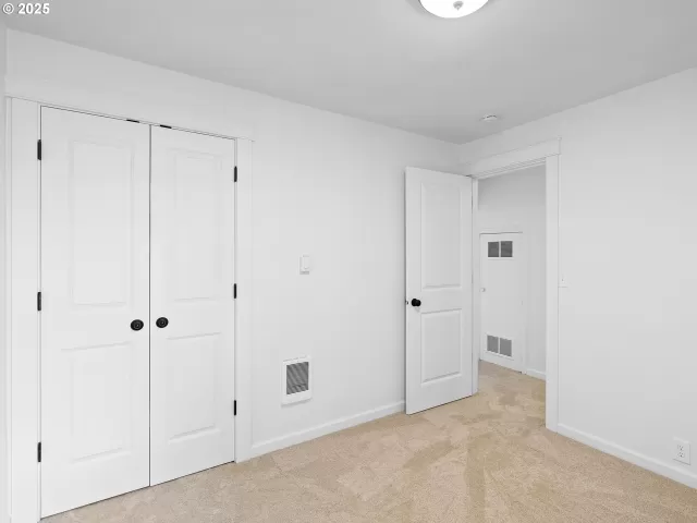 MLS: 620647063 Condo For Sale