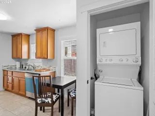 Photo #4: 620647063 Listing 