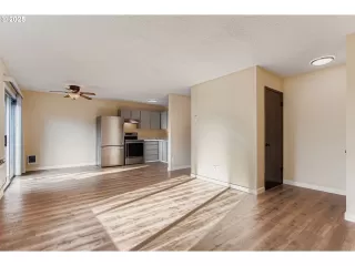 Photo #2: 620811303 Listing