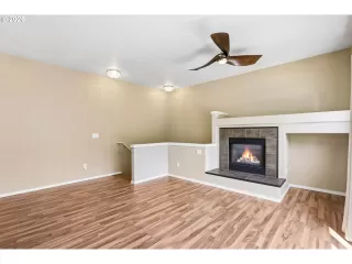 Photo #1: 621127729 Listing 