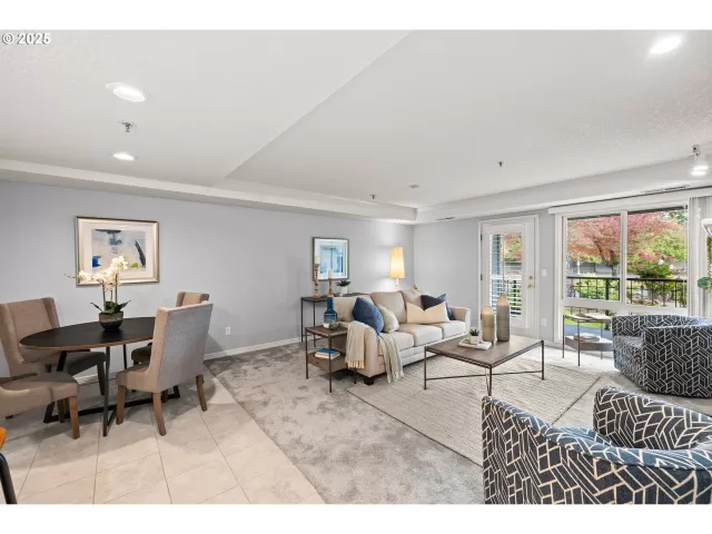 MLS: 621328521 Condo For Sale