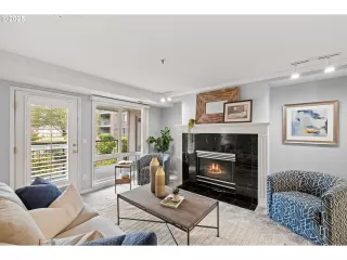 Photo #2: 621328521 Listing 