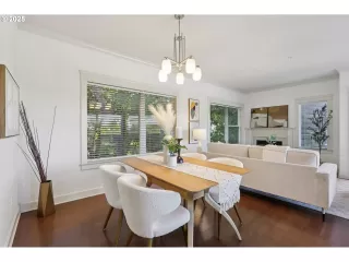 Photo #1: 621864062 Listing