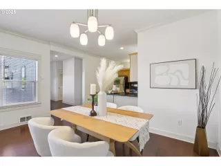 Photo #3: 621864062 Listing