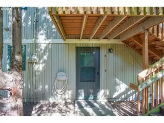 Photo #3: 621945289 Listing 