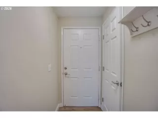 Photo #4: 621945289 Listing 