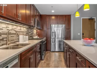 Photo #4: 622815712 Listing 