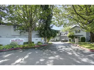 Photo #6: 622871308 Listing