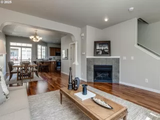 Photo #5: 623006919 Listing 