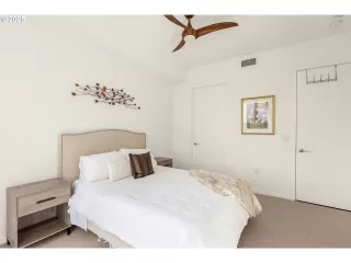 Photo #2: 623030307 Listing 