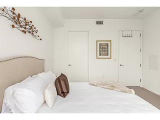 Photo #3: 623030307 Listing 