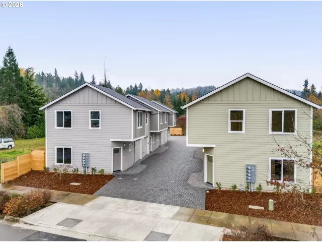 MLS: 623044204 Condo For Sale