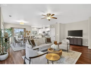 Photo #1: 623514341 Listing 