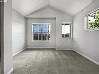 Photo #6: 623605453 Listing 