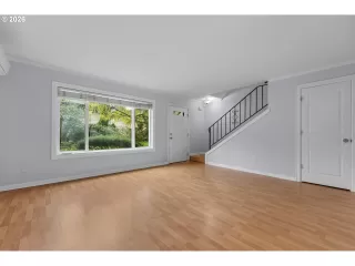 Photo #6: 623652768 Listing 