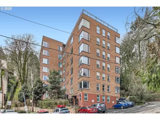 More Details about MLS # 623723128 : 1205 SW CARDINELL DR 202
