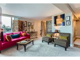 Photo #5: 623723128 Listing 