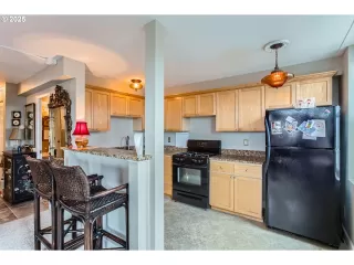 Photo #6: 623723128 Listing 