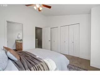 Photo #6: 624055246 Listing 