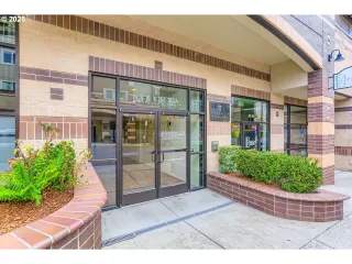 More Details about MLS # 624333285 : 15320 NW CENTRAL DR 316