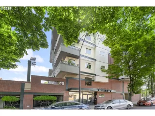 More Details about MLS # 624391626 : 1718 NE 11TH AVE 406