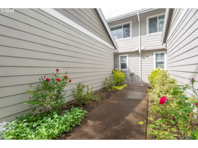 MLS: 624755179 Condo For Sale