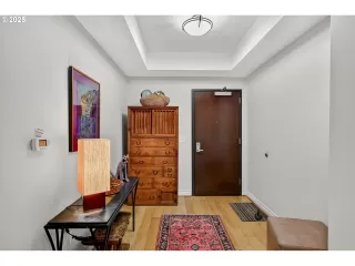 Photo #2: 624926094 Listing