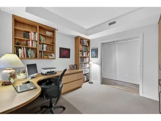 Photo #4: 624926094 Listing