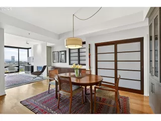 Photo #6: 624926094 Listing