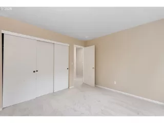 Photo #4: 625065630 Listing 