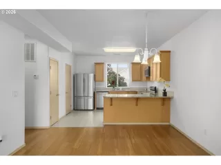 Photo #6: 625146691 Listing 