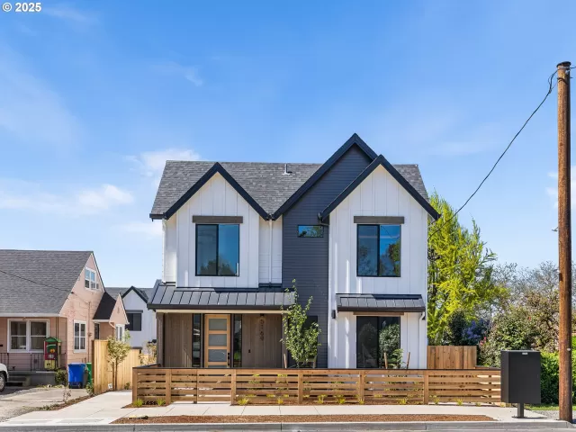 MLS: 625154702 Condo For Sale