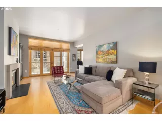 Photo #5: 625227155 Listing 