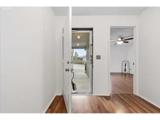 Photo #3: 626071979 Listing