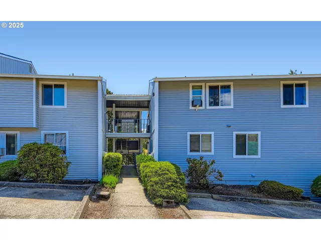 MLS: 626290012 Condo For Sale