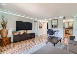 Photo #4: 626290012 Listing 