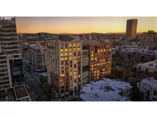 Photo #5: 627121593 Listing