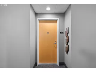 Photo #3: 628633958 Listing 