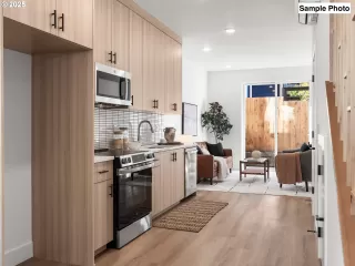 Photo #1: 628854652 Listing 