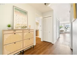 Photo #3: 628936750 Listing 