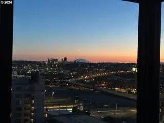 Photo #2: 629099916 Listing 